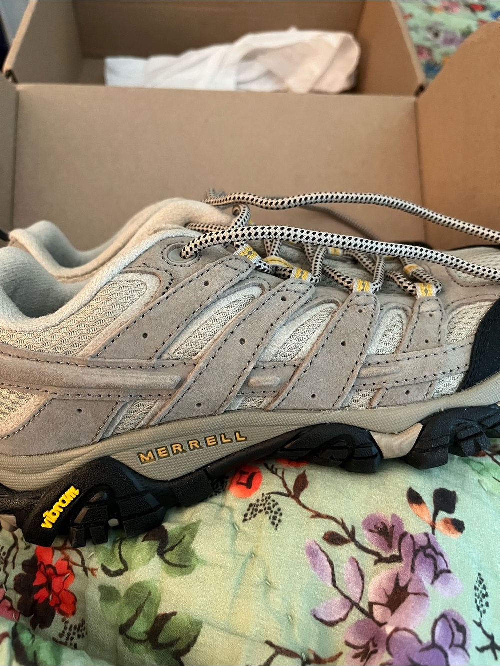 Men's Athletic Trail Sneakers in Light Gray and Black - MERRELL - Picture 3 of 5